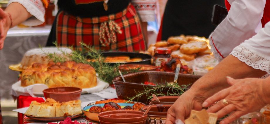 Празник на лютеницата и зимнината 2024 в с. Богомилово