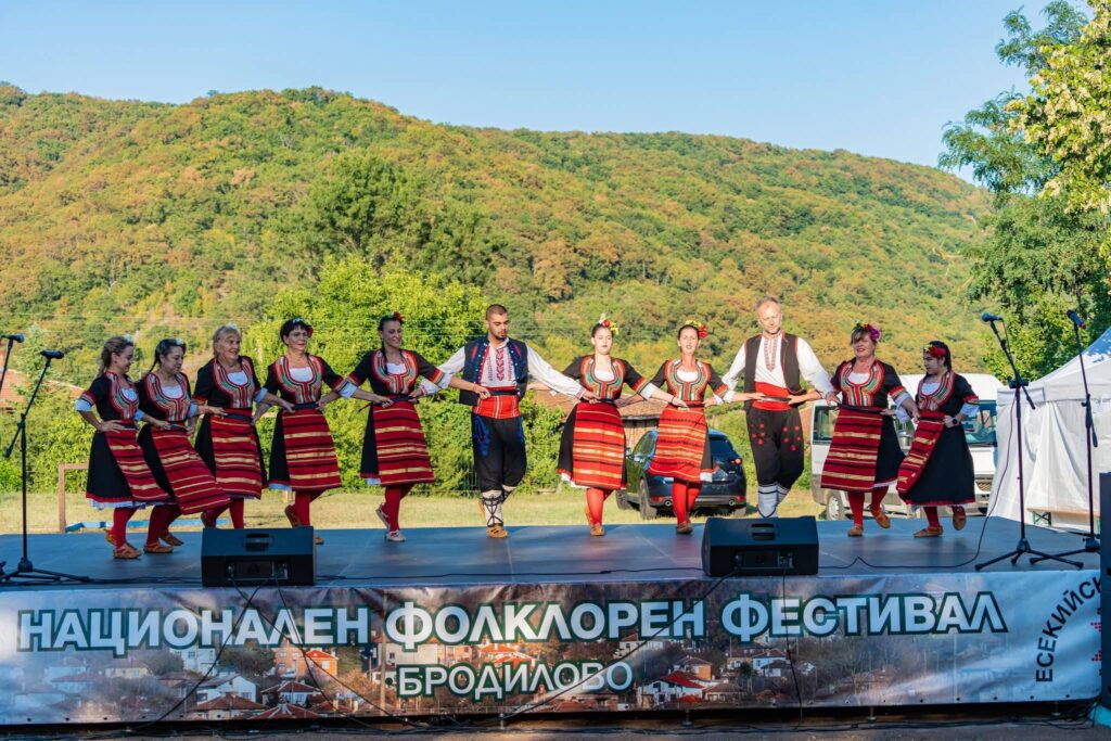 Трети национален фолклорен фестивал „Есекийска плетеница“ 2026 в с. Бродилово